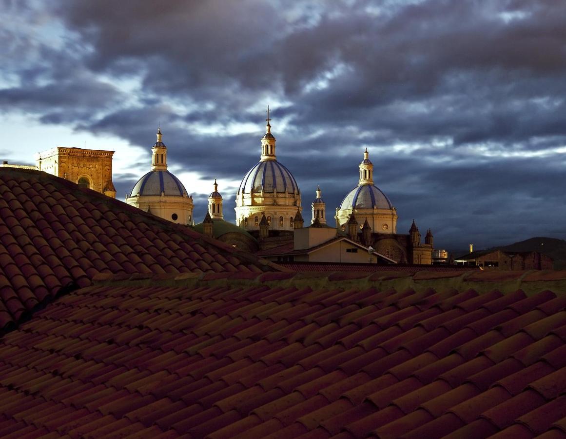 Parc Royale Suites Hotel Cuenca Room photo